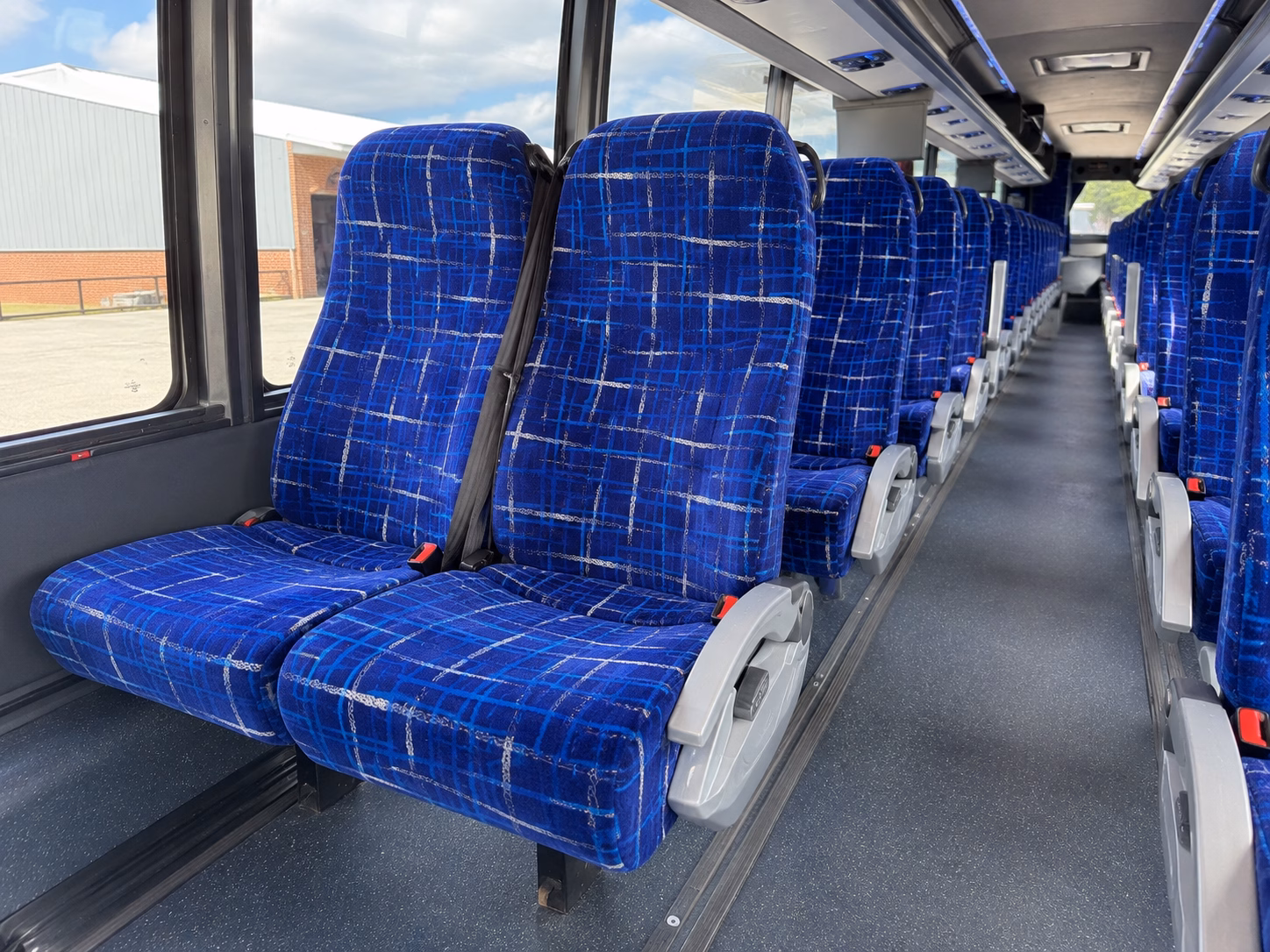 fill out one quick form and get long distance bus pricing from millcreek in seconds