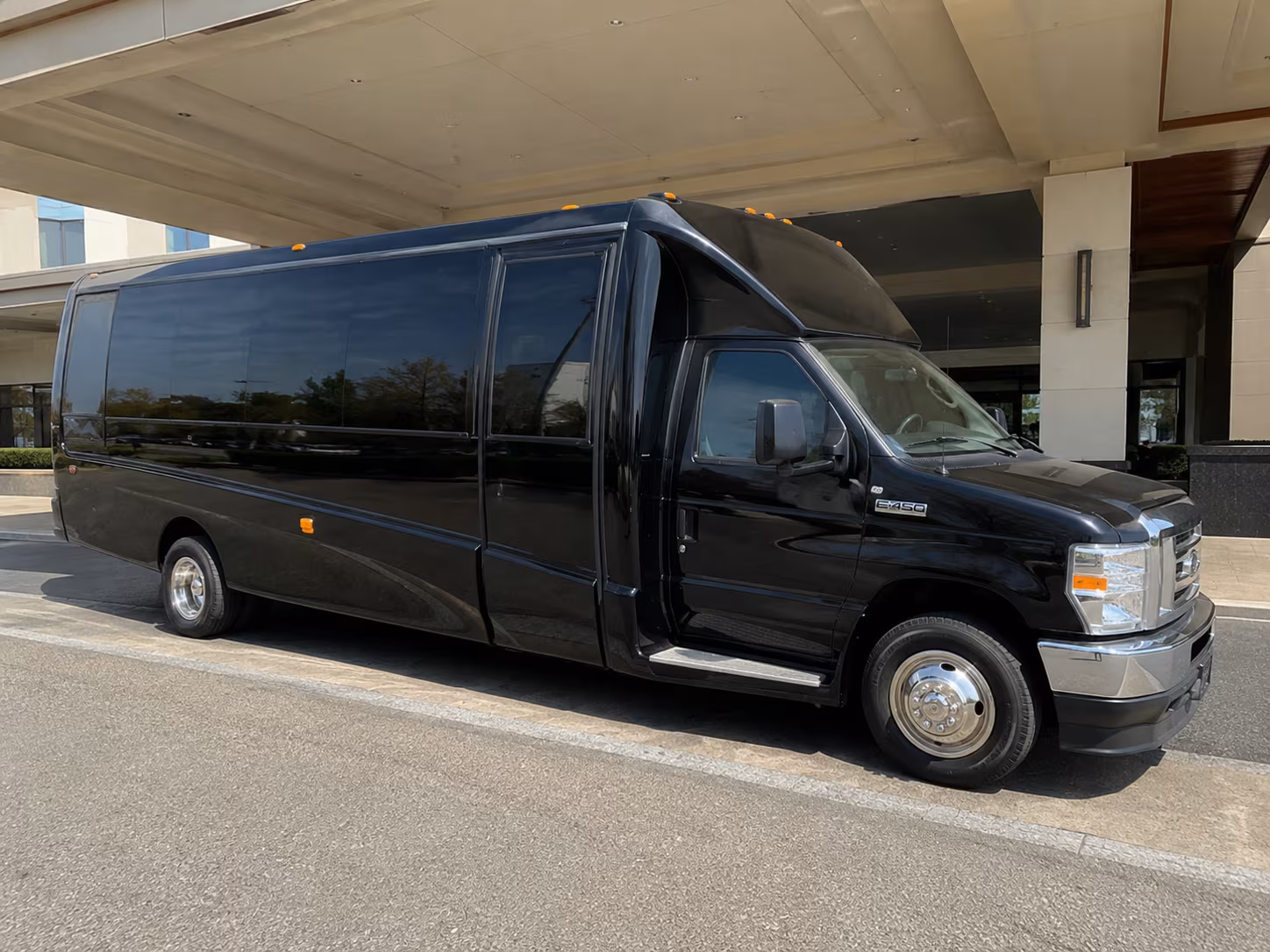 party bus ski shuttles to snowbird alta solitude brighton